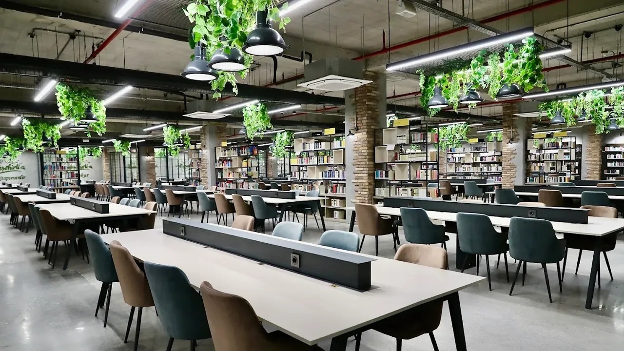 المكتبة